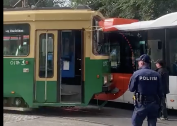 Raitiovaunuonnettomuus Helsingin Eirassa: Sirpaleita lensi maahan!